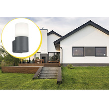 Casă cu aplică de perete exterioară modernă