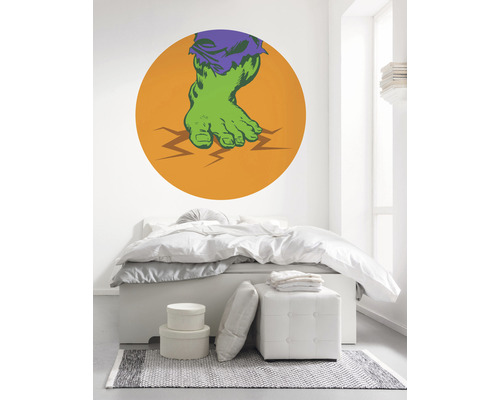 Cameră cu un autocolant de perete cu un picior