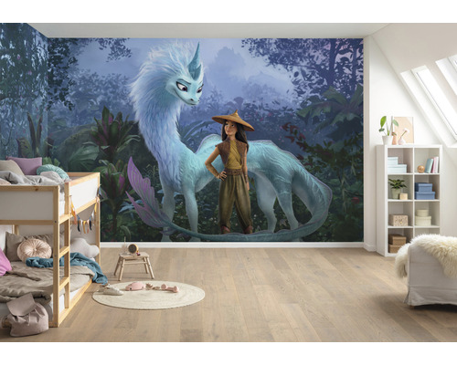 Cameră pentru copii cu fototapet cu un motiv din filmul Raya și ultimul dragon