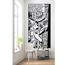 Decor de perete cu motiv de benzi desenate Spider-Man într-o cameră luminoasă.