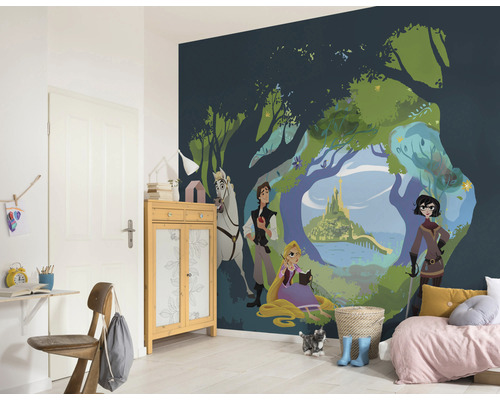 Cameră de copii cu un fototapet cu motive Rapunzel