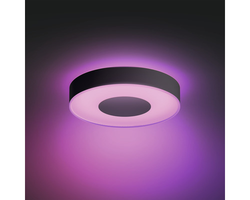 Plafonieră rotundă cu iluminare colorată