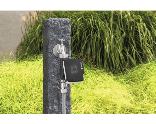 Robinet cu computer de irigare de la Geka în grădină