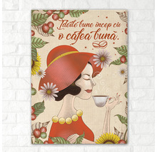 Imagine decorativă cu o femeie care ține o ceașcă de cafea, înconjurată de boabe de cafea și floarea-soarelui