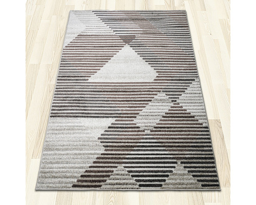 Covor cu model geometric