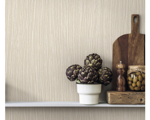 Design de perete cu tapet deschis la culoare din fibre de lemn și decorațiuni