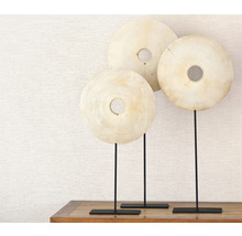 Discuri decorative din lemn pe suporturi pentru decoratiuni interioare