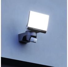 Proiector LED exterior XLED Home2 13,7W 1550 lumeni IP44, senzor de mișcare, lumină caldă, negru