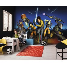 Cameră pentru copii cu pictură murală Star Wars, pat, covor și decorațiuni