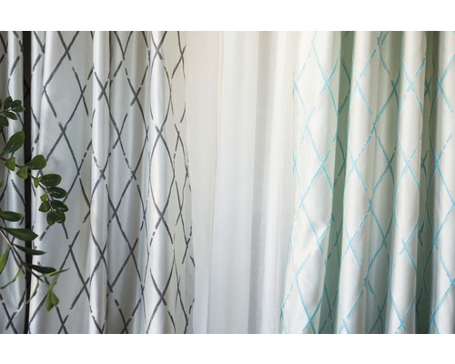 Perdele decorative pentru ferestre cu model rombic