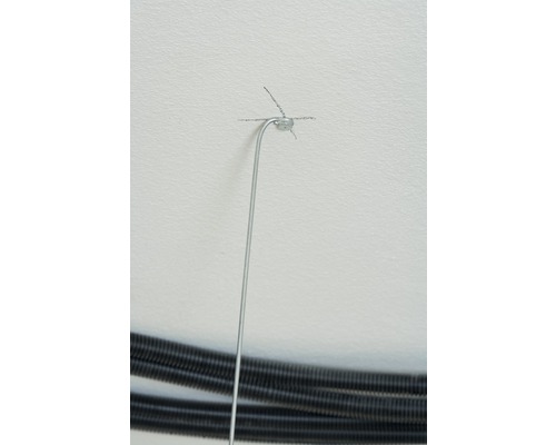 Prindere de tavan pentru montarea lămpii