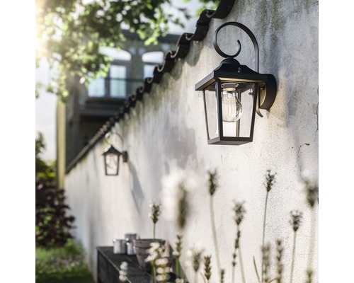 Lumină de perete pentru iluminat exterior cu inserție de sticlă și suport decorativ