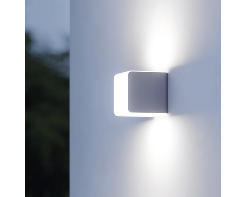 Lampa de perete exterioară cu LED pătrată, din metal, luminează în sus și în jos.