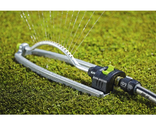 Aspersor oscilant metalic pentru gazon cu jeturi de apă pulverizată