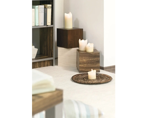 Autocolant d-c-fix® uni mat alb 67,5x200 cm Aranjament decorativ cu lumânări pe socluri de lemn și un suport
