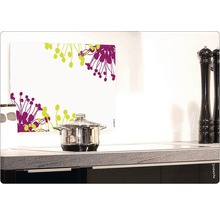 Capac decorativ pentru plită cu model floral în design de bucătărie