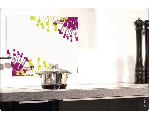 Capac decorativ pentru plită cu model floral în design de bucătărie