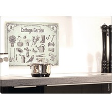 Imagine decorativă de perete cu motive de grădină într-o bucătărie