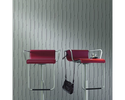 Tapet vlies 9439 Patent Decor 3D alb 10,05x0,53 m Tapet cu model cu dungi verticale și două scaune de bar