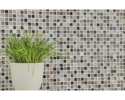 Placă de mozaic cu plante într-un ghiveci