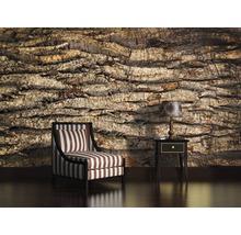 Decor decorativ de perete cu fotoliu și lampă de masă