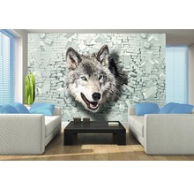 Living cu fototapet cu motiv de lup care sparge un zid de cărămidă