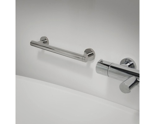 Bară de sprijin și armătură în baie