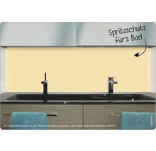 Baie cu paravan de protecție împotriva stropilor deasupra chiuvetei