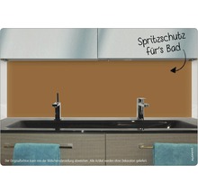 Exemplu de perete posterior de baie din plastic ca protecție împotriva stropilor