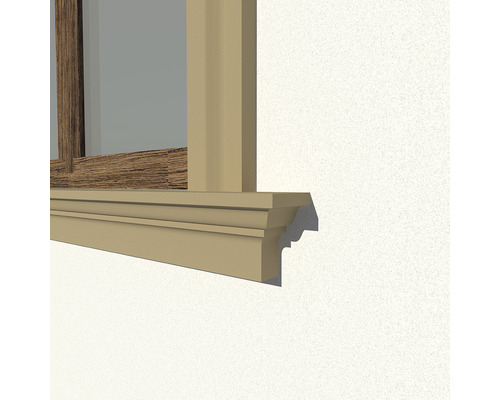 Vizualizare detaliată a unui cadru de fereastră cu ornamente decorative pe un perete