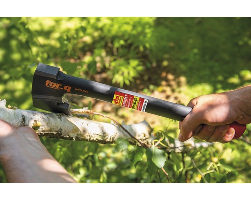 Siglă For-Q. Topor care despica lemne.