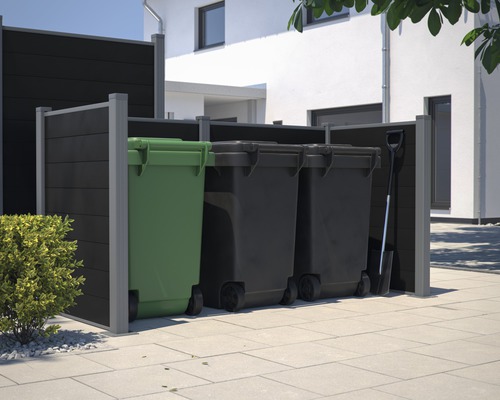 Compartiment pentru pubele cu trei pubele și o lopată