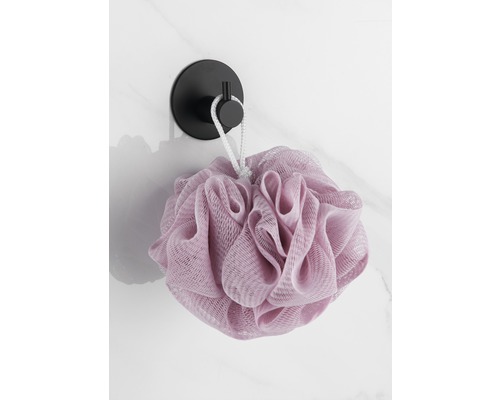 Burete lufa atârnă pe un cârlig