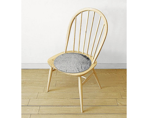 Scaun din lemn cu pernă rotundă gri