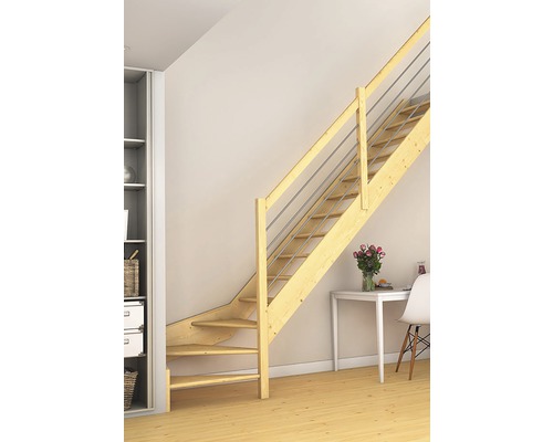 Scară din lemn cu balustradă din oțel inoxidabil într-un living luminos