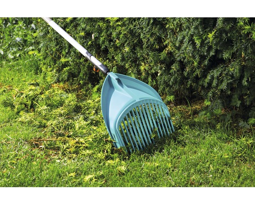 Clește de frunze pentru colectarea ierbii tăiate și a frunzelor din grădină.