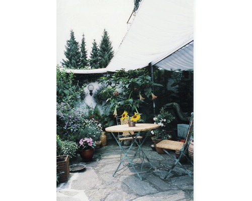 Copertină compatibilă cu sistemul de tensionare cu cablu, albă, 420x140 cm Zonă de grădină cu masă, scaune și plante