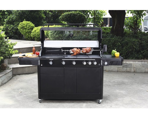 Grătar mare cu funcție de rotisor, alimente la grătar și spații de depozitare în aer liber