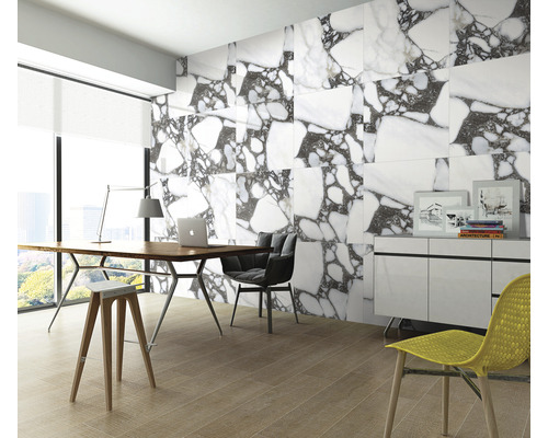 Cameră luminoasă cu gresie de marmură, birou și mobilier de birou