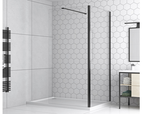 Baie cu duș fără bariere, perete de duș, radiator și dulap de lavoar