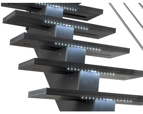 Scară cu iluminare LED integrată pentru un aspect modern