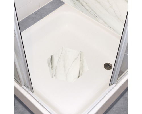 Cabină de duș cu inserție antiderapantă în interior