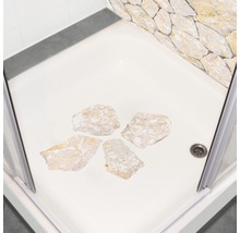 Duș cu pietre în cădița de duș