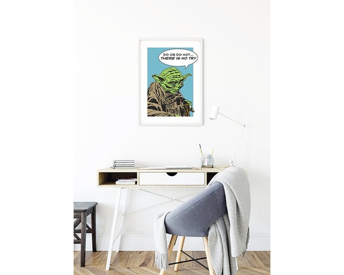 Poster Yoda înrămat cu citatul: Fă-o sau nu o face. Nu există încercare.