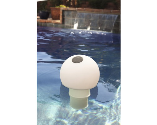 Lampa solară plutitoare în piscină