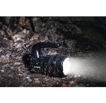 Lanternă LED industrială Varta Indestructible BL20 Pro max.400m, 400 lumeni, baterii incluse-thumb-4