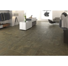 Cameră mare cu gresie