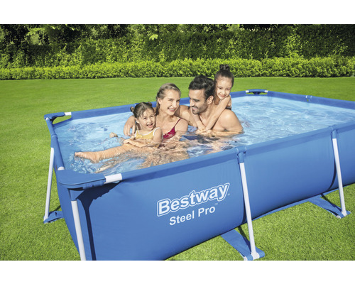 Piscină cu cadru Bestway Steel Pro cu familie în grădină