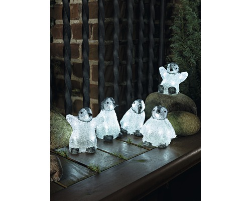 Figurine decorative pinguini cu iluminare pentru exterior
