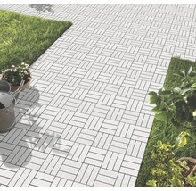 Sistem de terasă montat cu plante